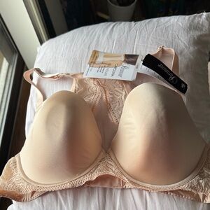 Paramour Women's Cream Lace Bra